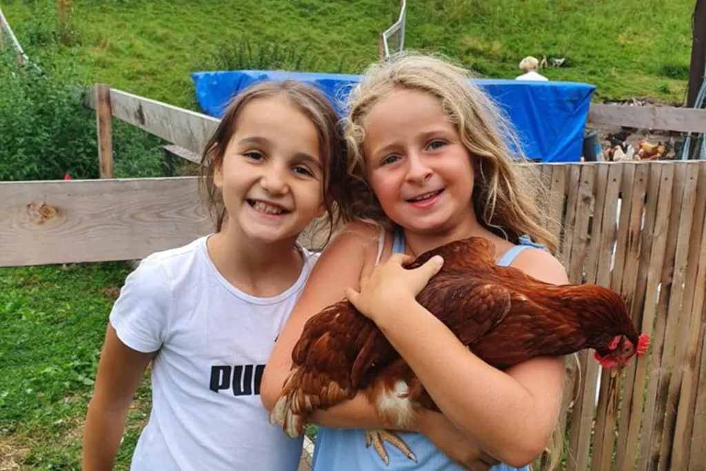 Geburtstagsparty am Hof mit ganz für Tierkontakt - I hob an Vogel in Brixlegg / Tirol