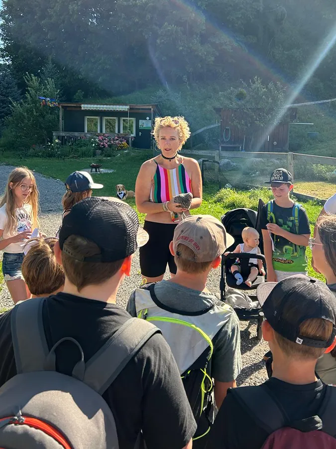 Schulgruppenführung bei I hob an Vogel in Brixlegg / Tirol